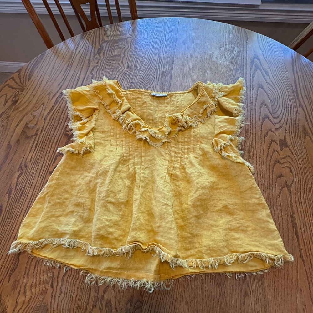 FAHERTY Yosepha Linen Fringe top in Marigold Yellow ruffled 3212 - Picture 4 of 9